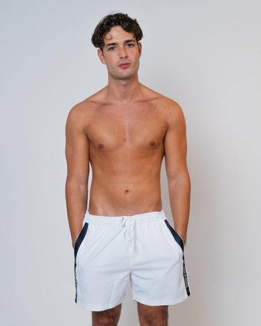 Tommy_badehose_weiss_logo